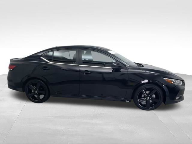 Certified 2022 Nissan Sentra SR w/ Midnight Edition FWD image 9