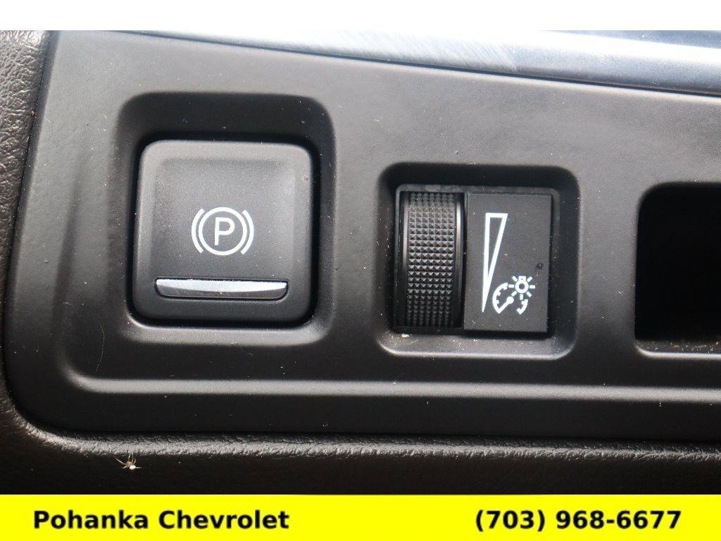 Used 2022 Cadillac XT6 Premium Luxury AWD/4WD image 14