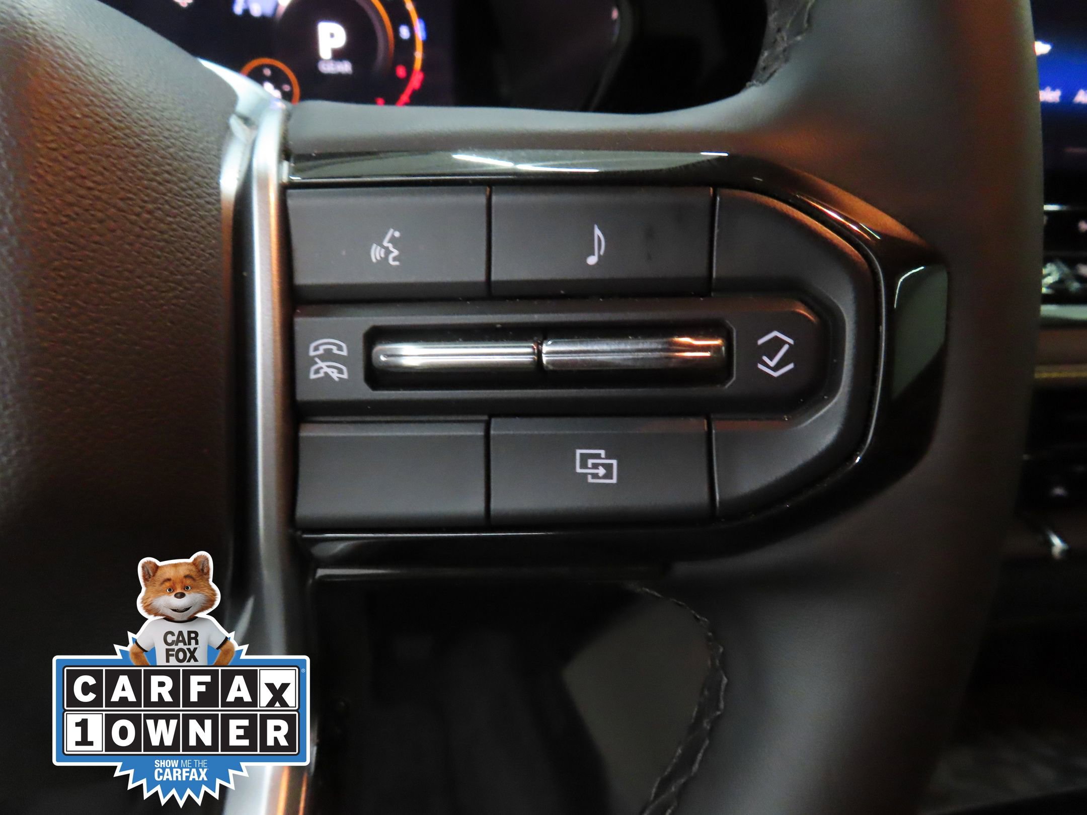 Used 2024 Chevrolet Colorado ZR2 w/ Technology Package AWD/4WD image 15