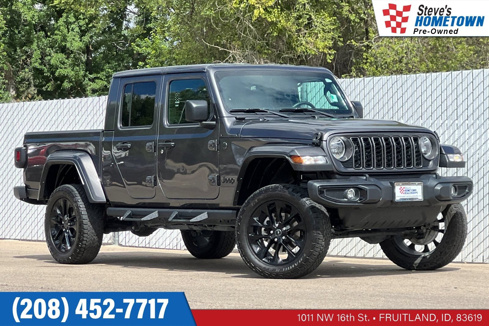 Used 2024 Jeep Gladiator Sport AWD/4WD image 1