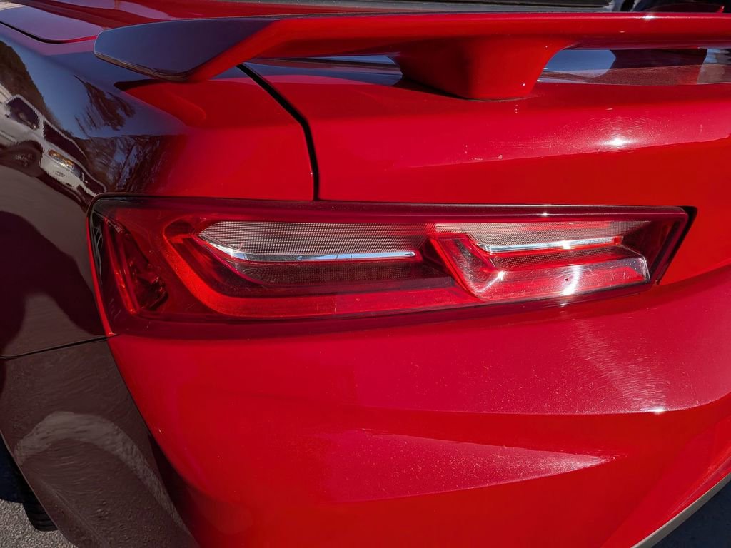 Used 2017 Chevrolet Camaro LT w/ RS Package image 8