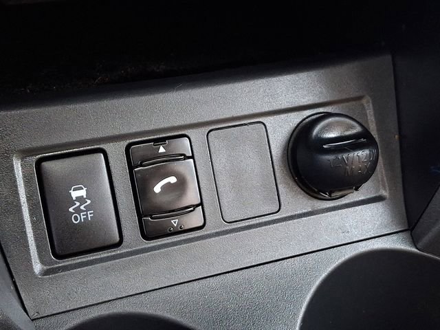 Used 2011 Toyota RAV4 2WD w/ Upgrade Value Pkg image 22
