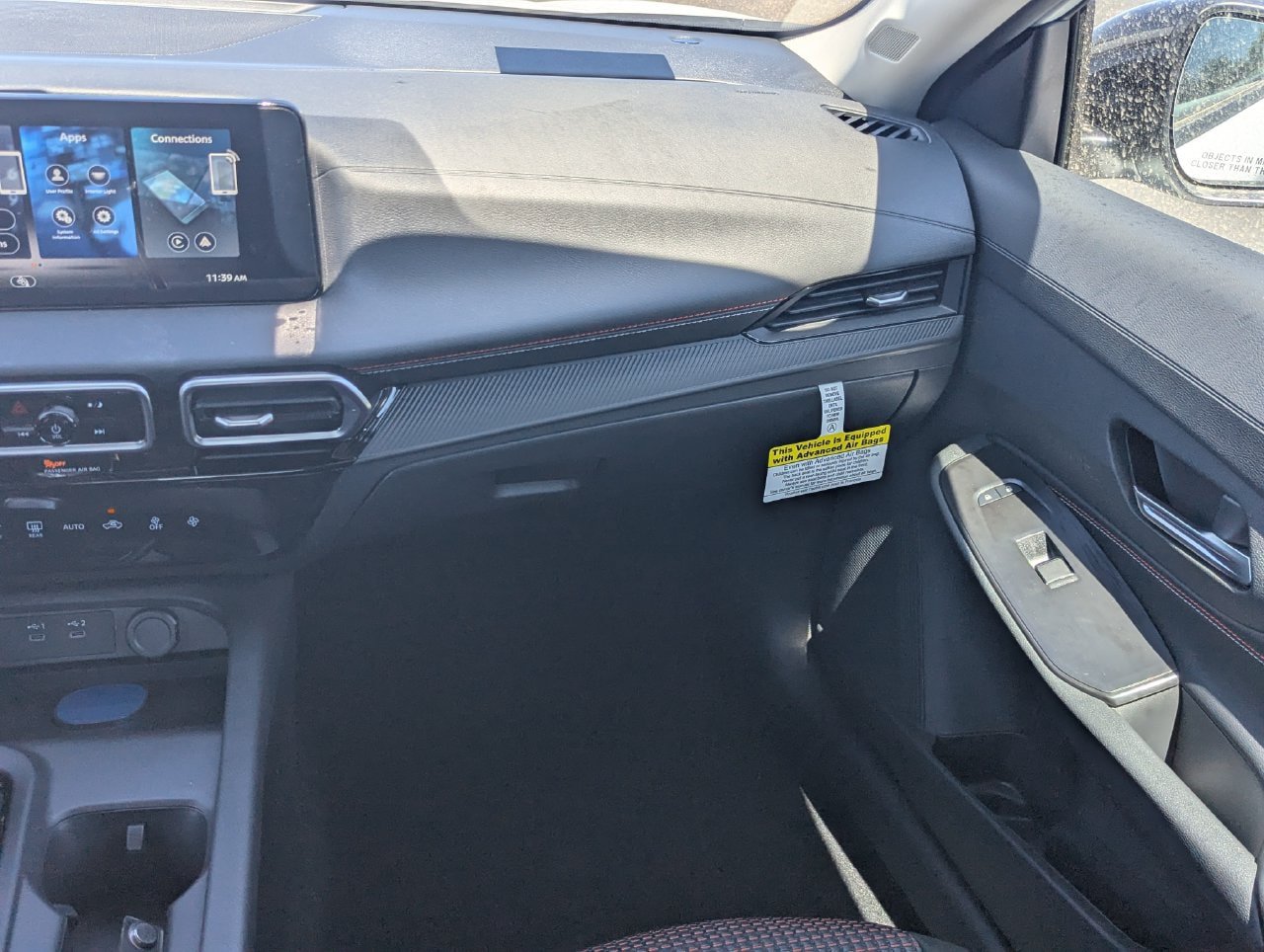 New 2027 Nissan Sentra SR FWD image 30