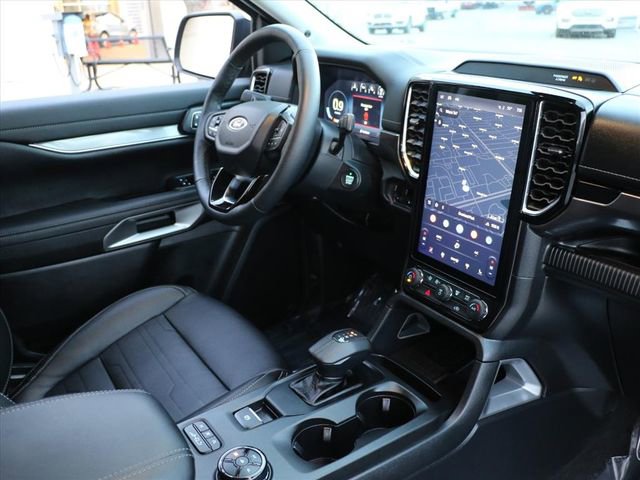 Used 2024 Ford Ranger Lariat w/ FX4 Off-Road Package image 13