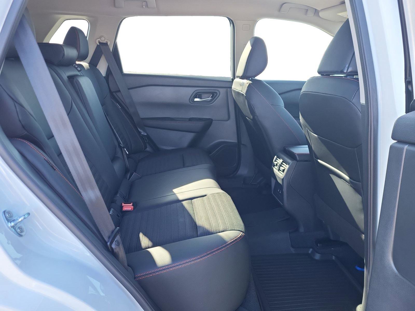 New 2026 Nissan Rogue SV AWD/4WD image 24