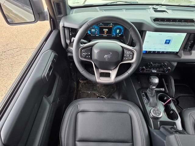 New 2026 Ford Bronco Badlands w/ Sasquatch Package AWD/4WD image 8