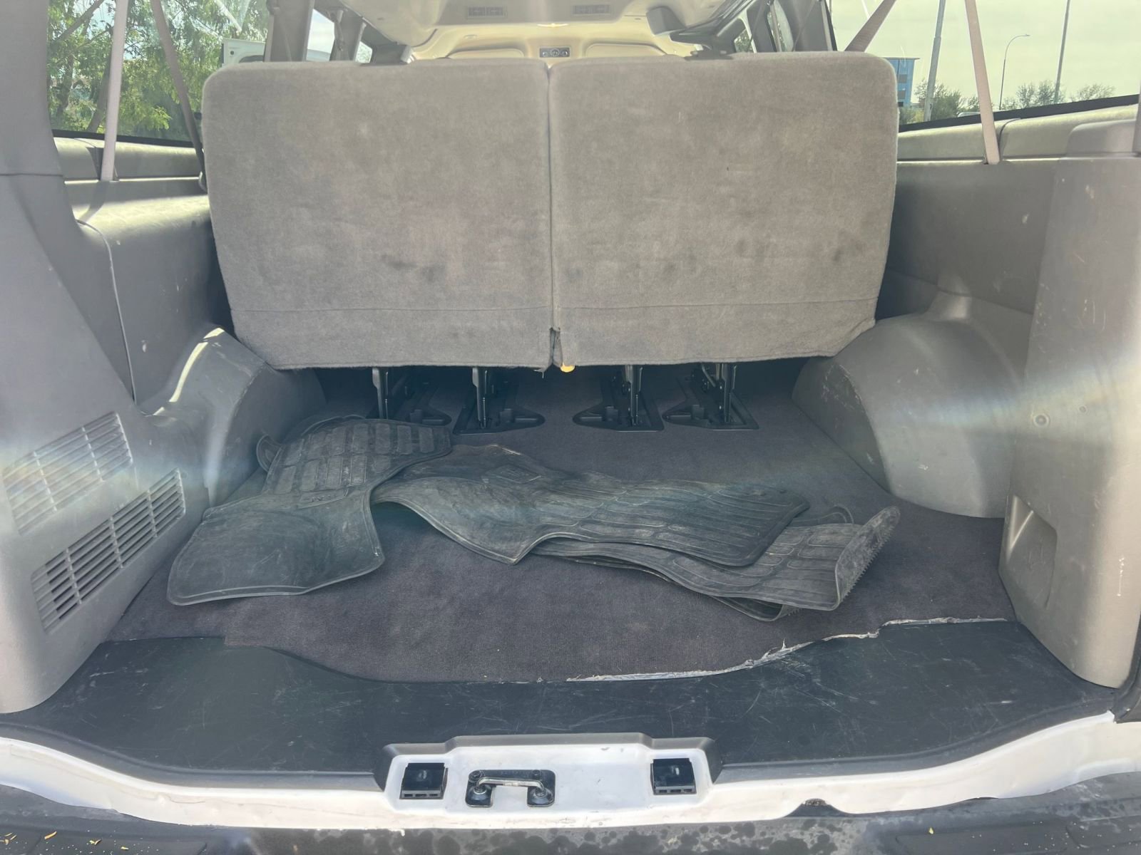 Used 2025 Chevrolet Express 3500 LT w/ LT Preferred Equipment Group image 32