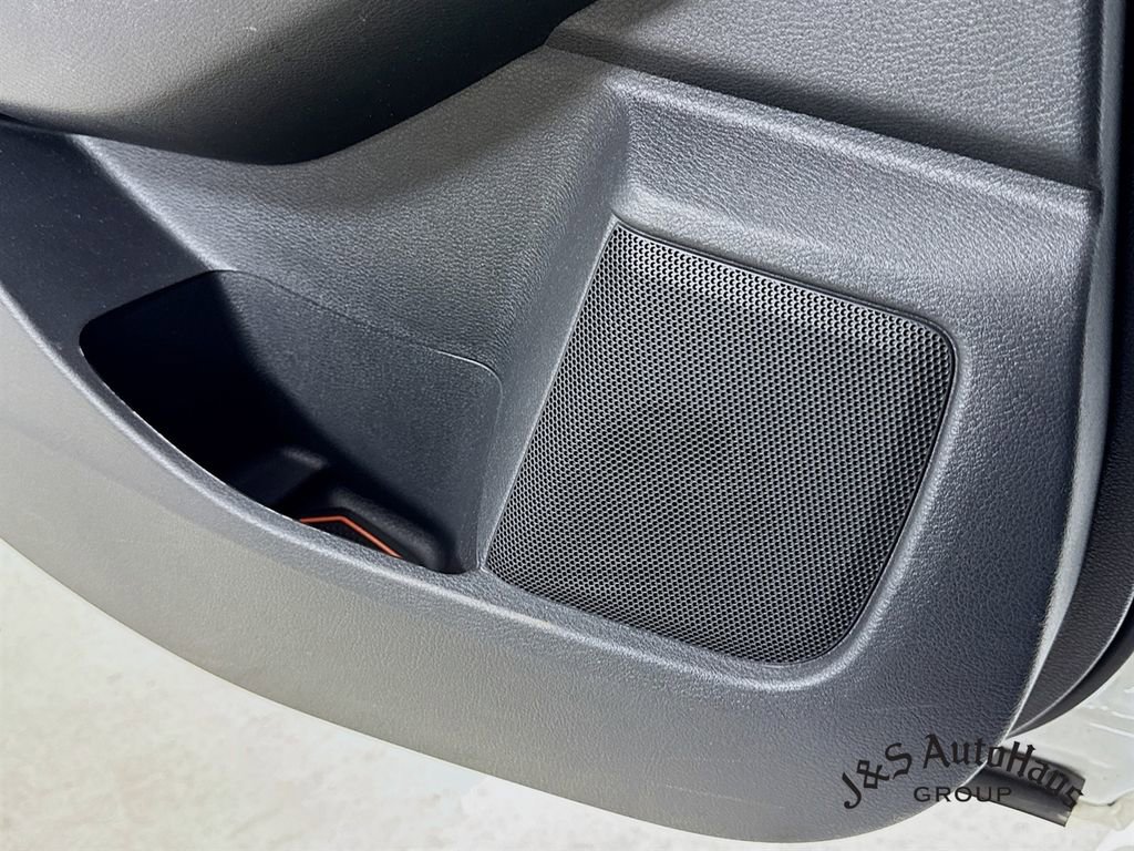 Used 2021 Nissan Sentra SR w/ SR Premium Package image 32