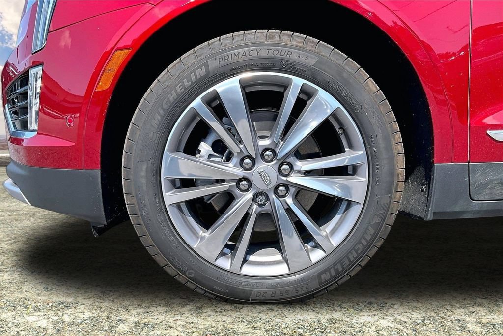 Certified 2026 Cadillac XT5 Premium Luxury w/ Driver Assist Package AWD/4WD image 34