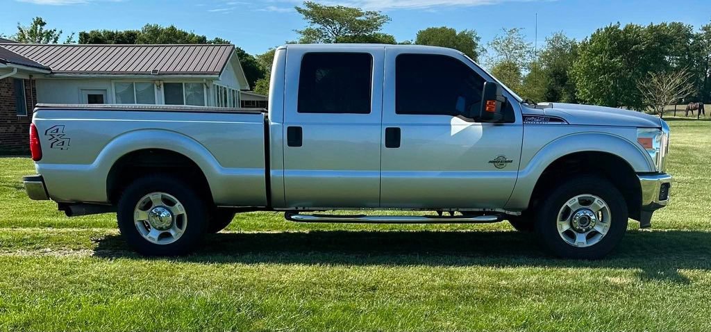 Used 2015 Ford F250 XLT AWD/4WD image 2