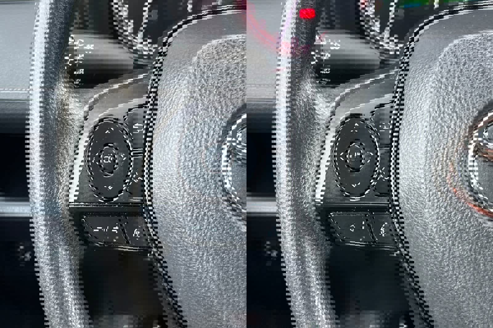 Certified 2024 Toyota RAV4 XLE image 26