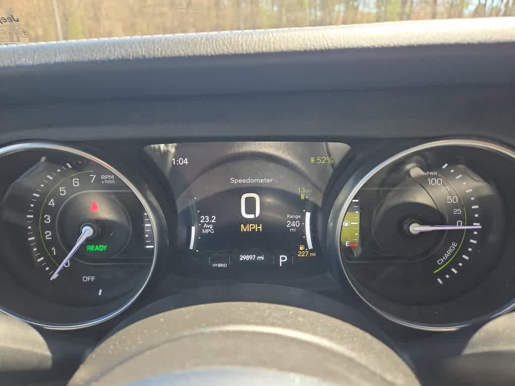 Used 2023 Jeep Wrangler Unlimited Sahara w/ Cold Weather Group AWD/4WD image 22