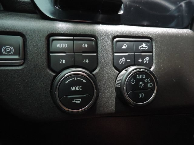 Used 2024 Chevrolet Silverado 3500 High Country w/ High Country Premium Package AWD/4WD image 30
