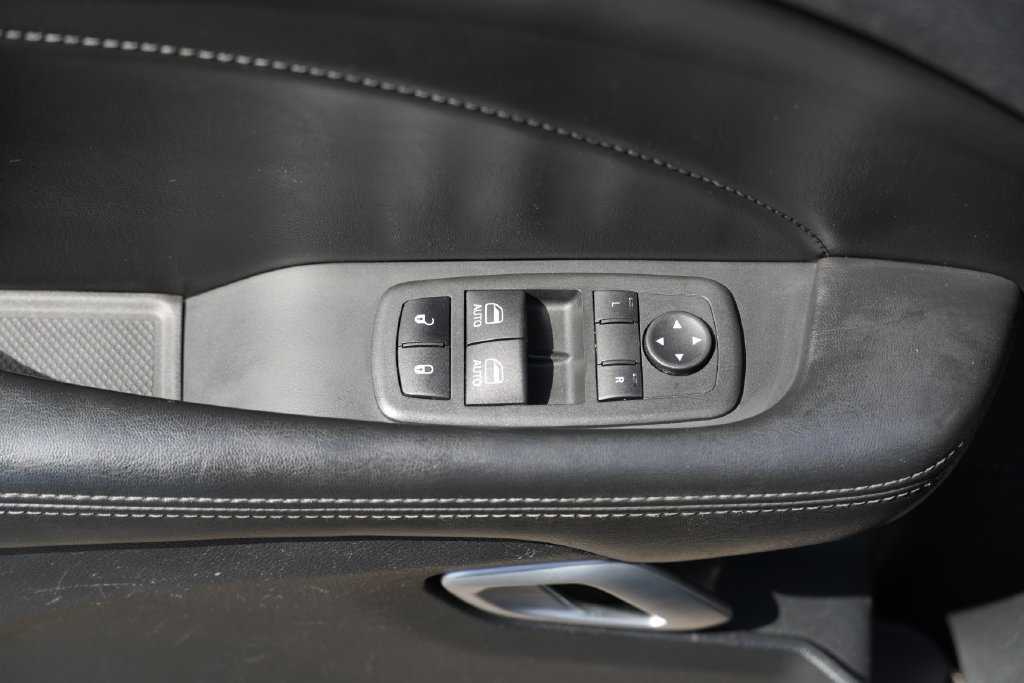 Used 2016 Dodge Challenger R/T Plus RWD image 19