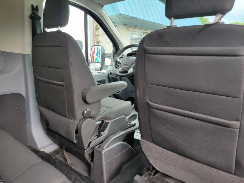 Used 2018 Ford Transit 150 XL RWD image 37