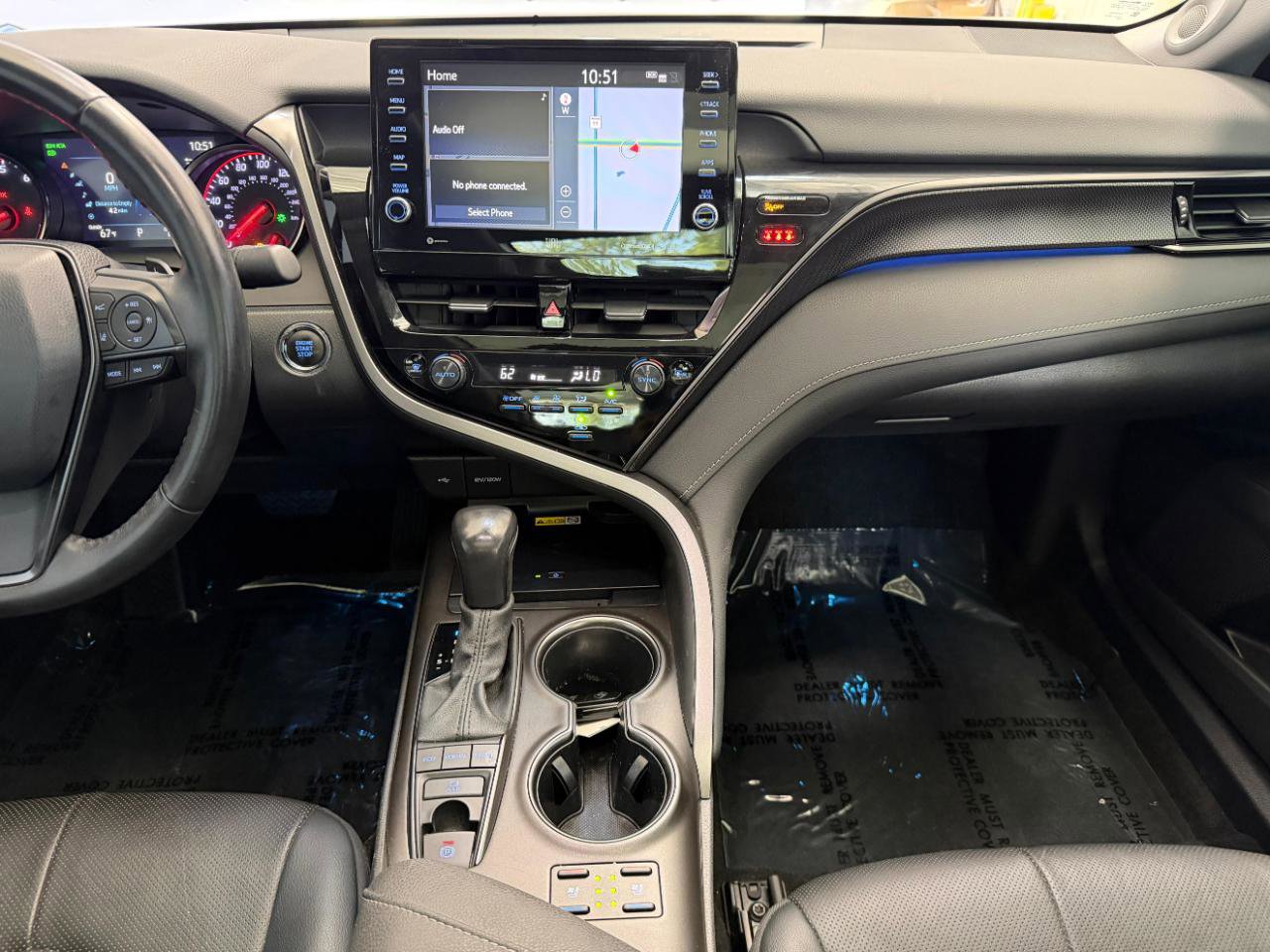 Used 2022 Toyota Camry XSE w/ Navigation Package FWD image 38