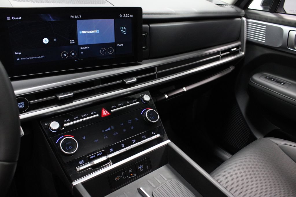 Certified 2025 Hyundai Santa Fe XRT AWD/4WD image 30