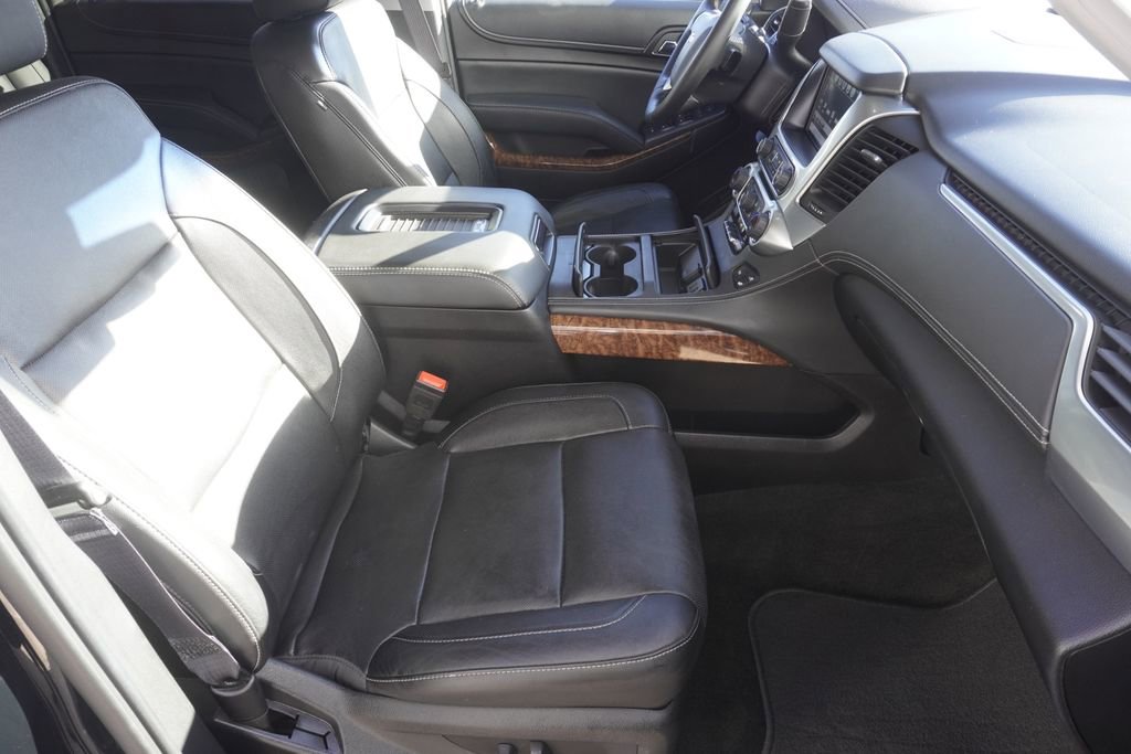Used 2017 Chevrolet Suburban Premier image 23