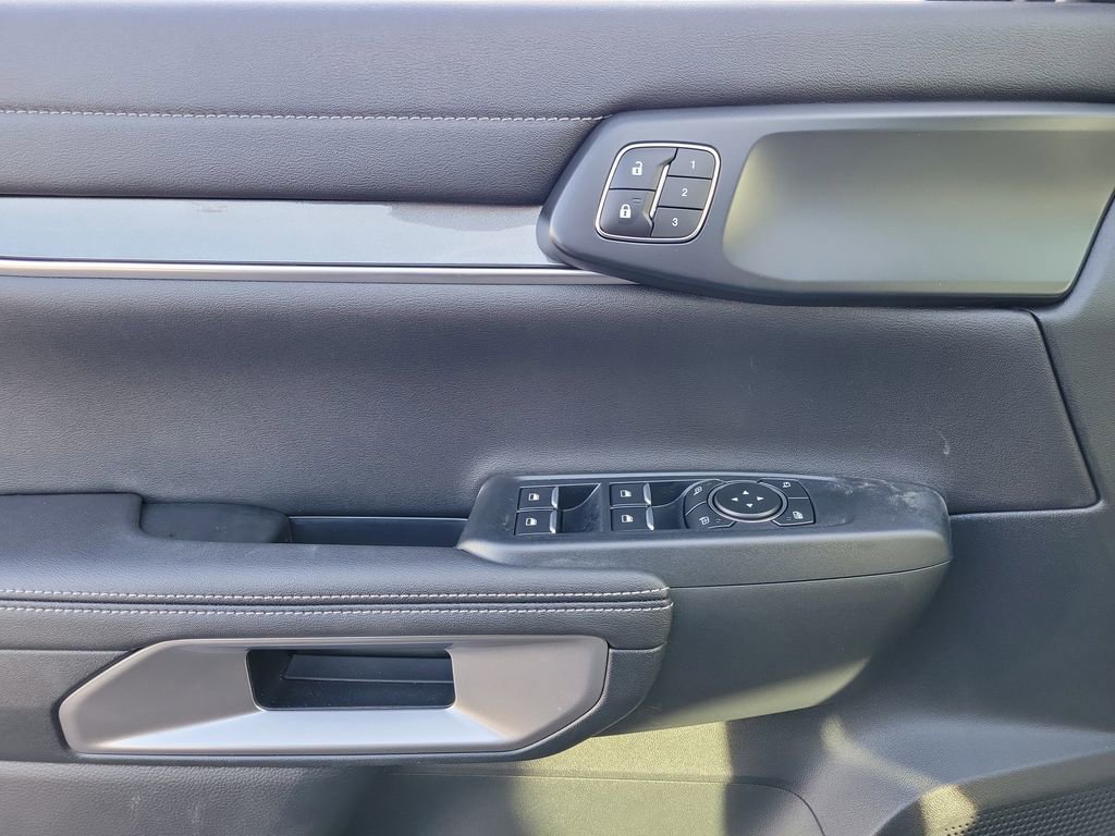 New 2025 Ford Ranger Lariat w/ Trailer Tow Package image 18