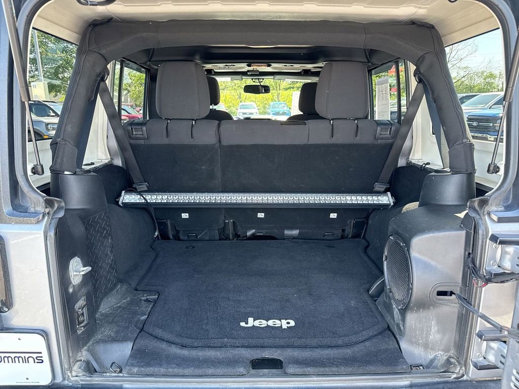 Used 2014 Jeep Wrangler Unlimited Sport w/ Quick Order Package 24S AWD/4WD image 22