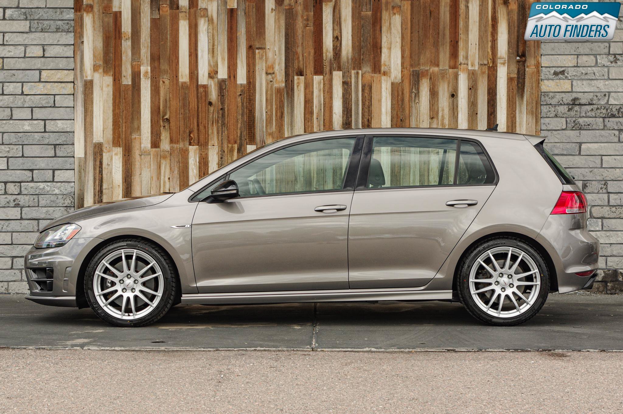 Used 2017 Volkswagen Golf R 4-Door AWD/4WD image 3