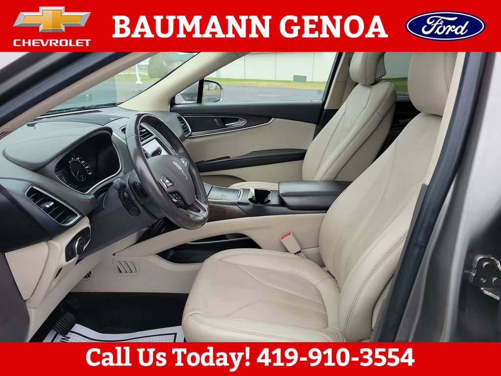 Used 2017 Lincoln MKX Reserve w/ Lincoln MKX Climate Package AWD/4WD image 19