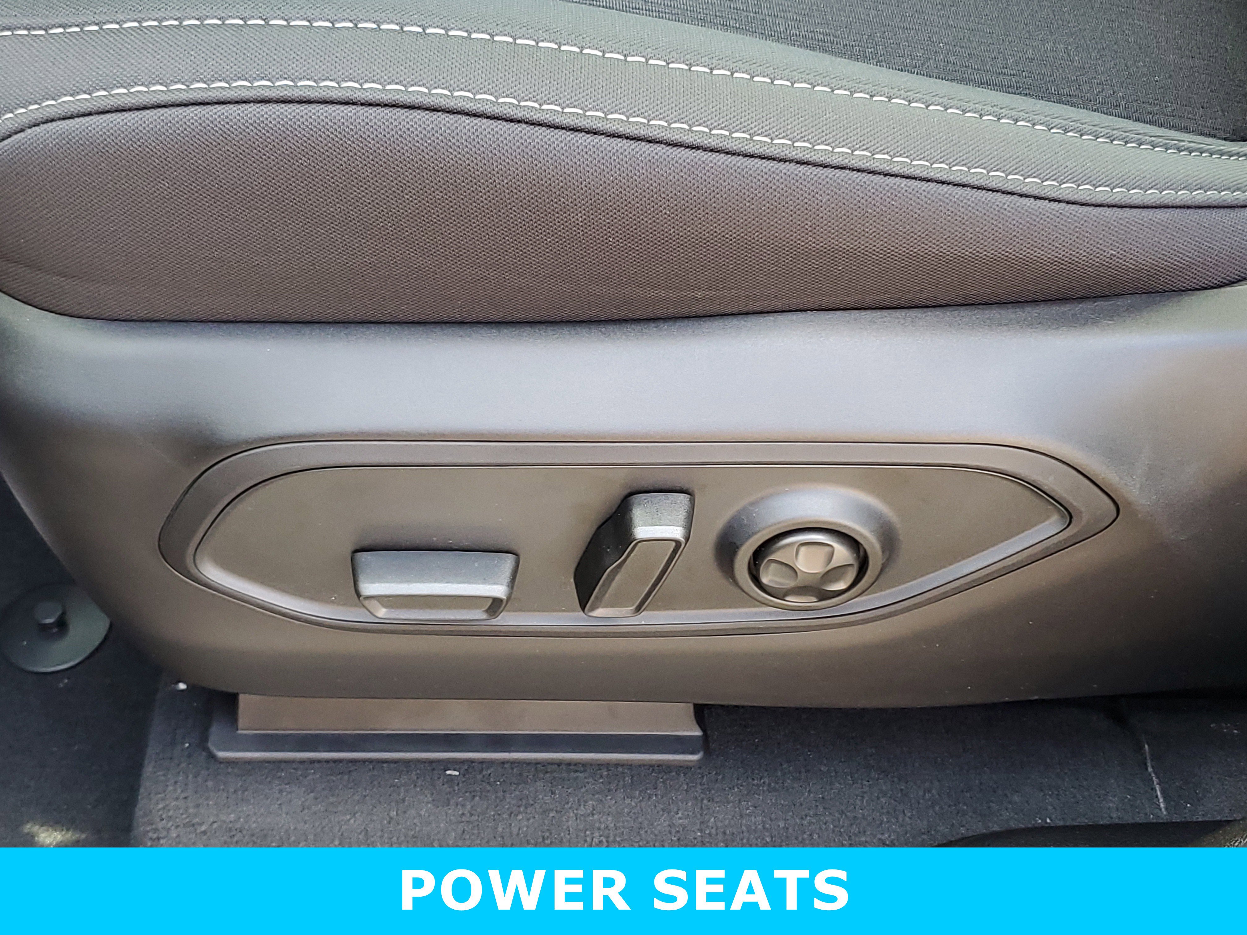 New 2025 Jeep Grand Cherokee L Laredo w/ Luxury Tech Group I image 23