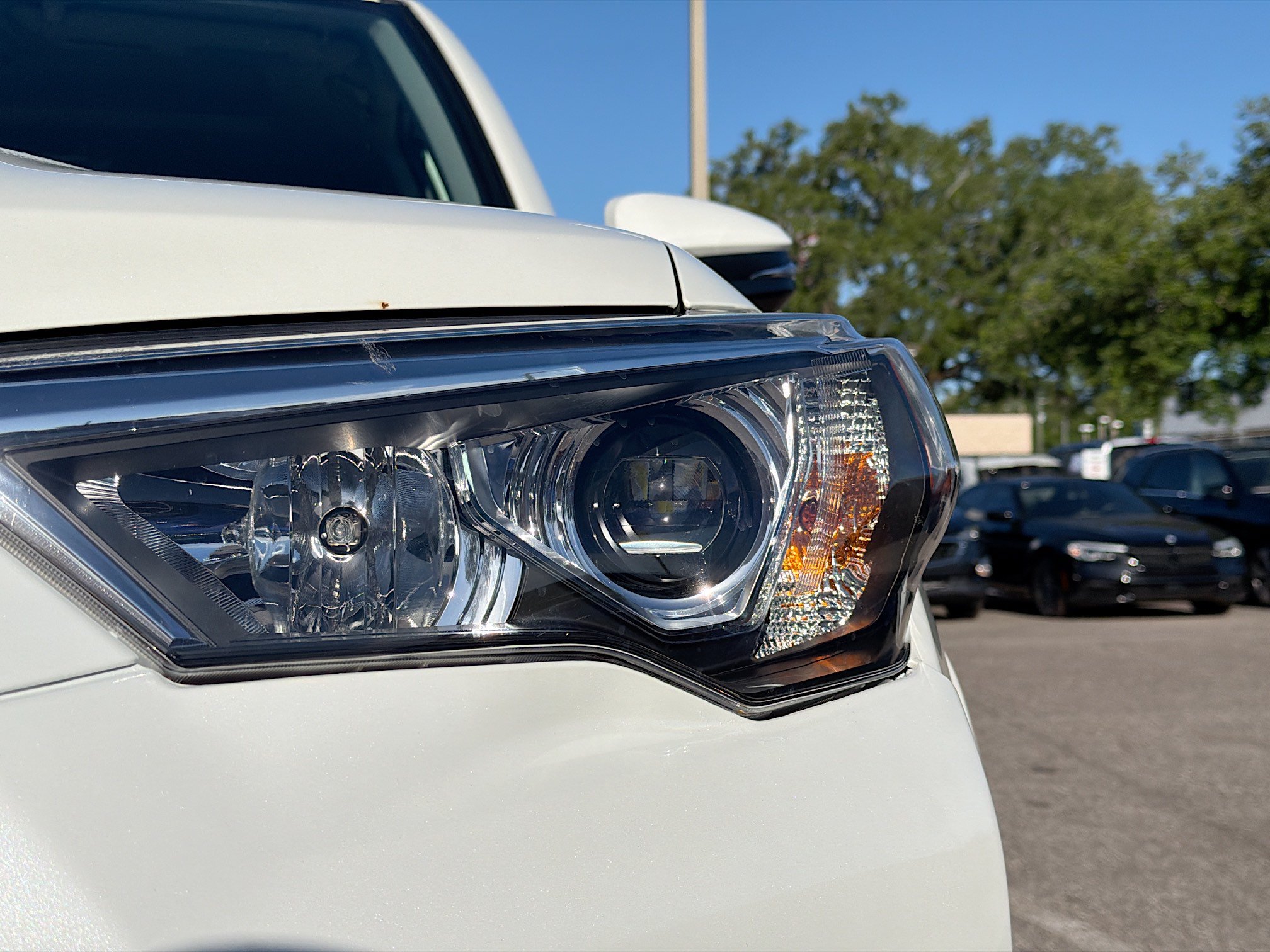 Used 2023 Toyota 4Runner Limited AWD/4WD image 9