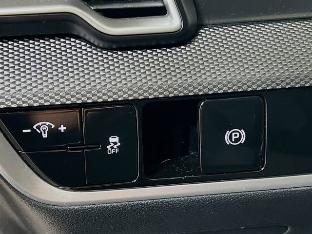 Certified 2023 Kia Sportage LX image 10