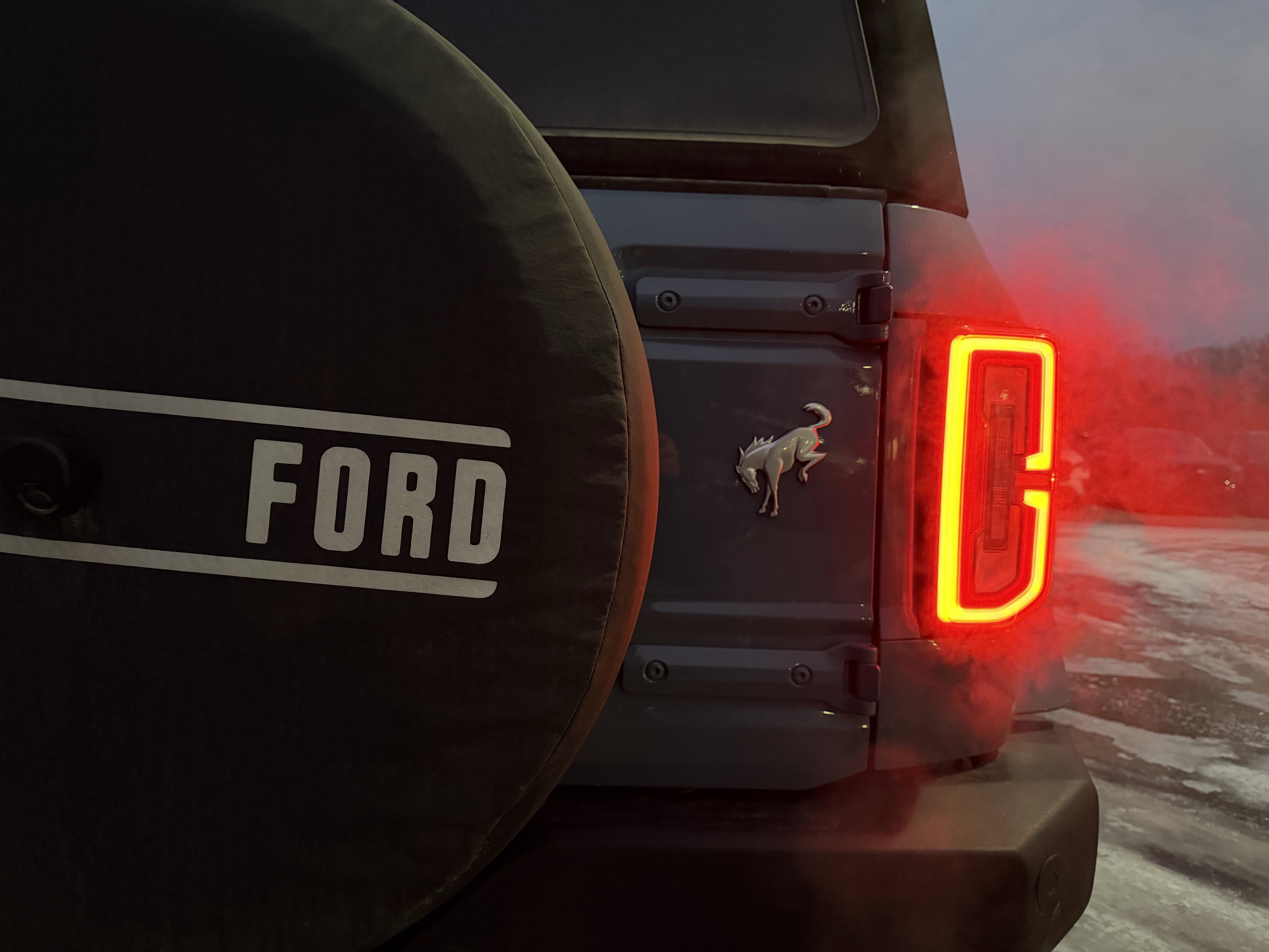 Used 2023 Ford Bronco Outer Banks image 8