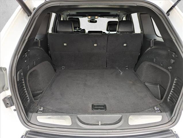 Used 2019 Jeep Grand Cherokee Limited image 6