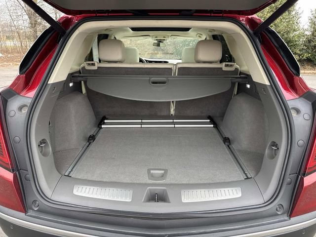 Used 2022 Cadillac XT5 Premium Luxury image 12