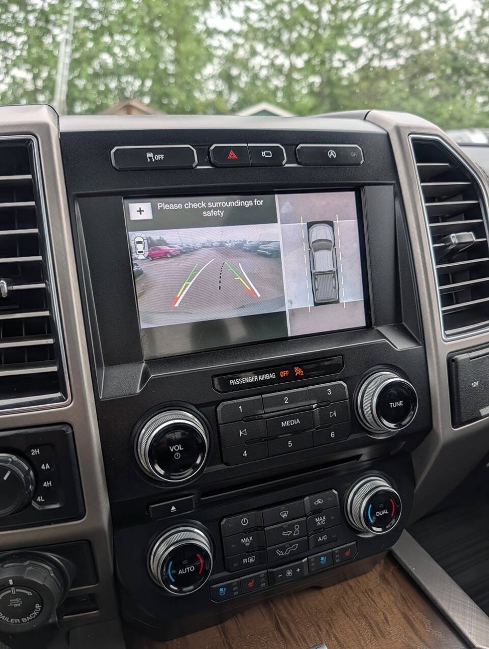 Used 2018 Ford F150 Limited AWD/4WD image 33