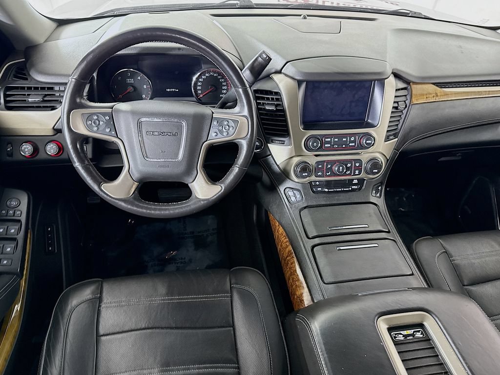 Used 2016 GMC Yukon Denali w/ Open Road Package AWD/4WD image 3