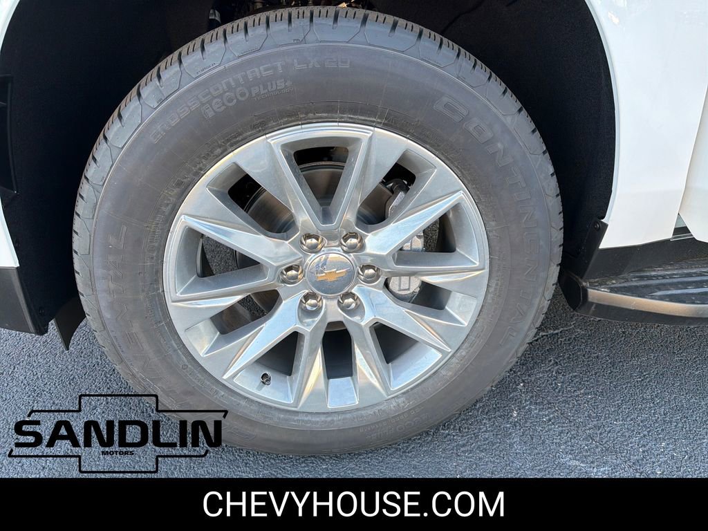 New 2026 Chevrolet Suburban Premier image 29