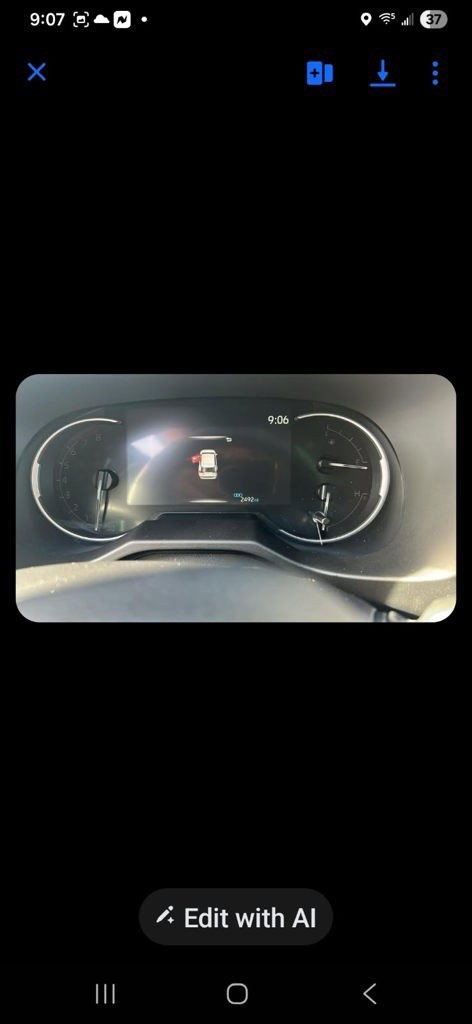 Used 2025 Toyota RAV4 LE image 3