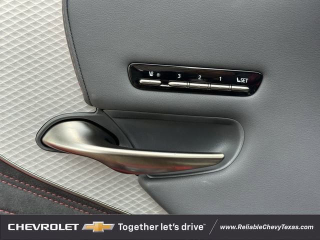 Used 2025 Lexus LS 500 F Sport w/ Protection Package AWD/4WD image 32