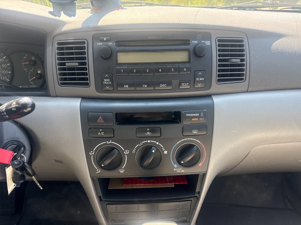 Used 2005 Toyota Corolla FWD image 18