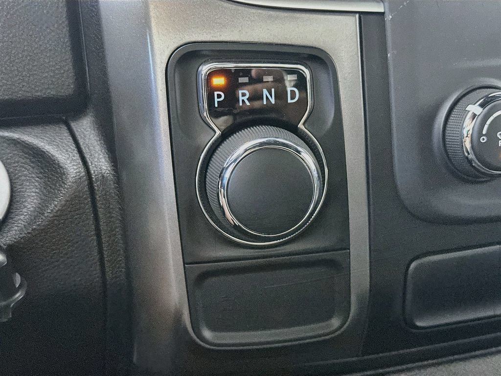 Used 2024 RAM 1500 Warlock RWD image 16