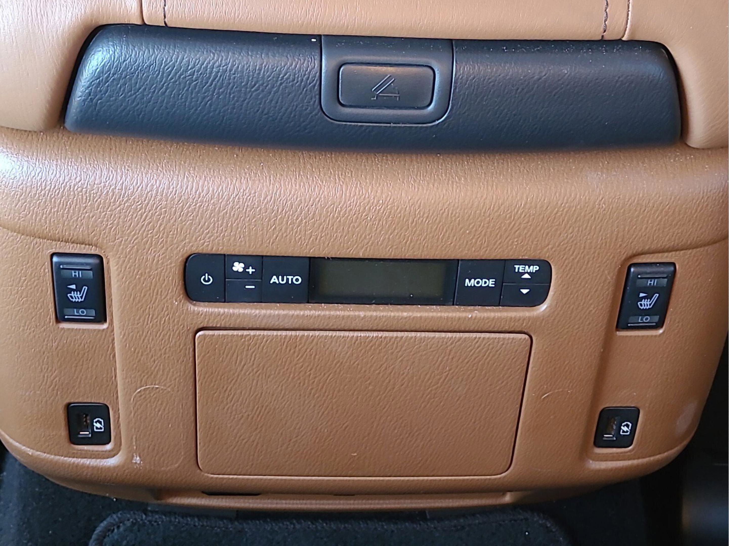 Used 2024 INFINITI QX80 Sensory image 13