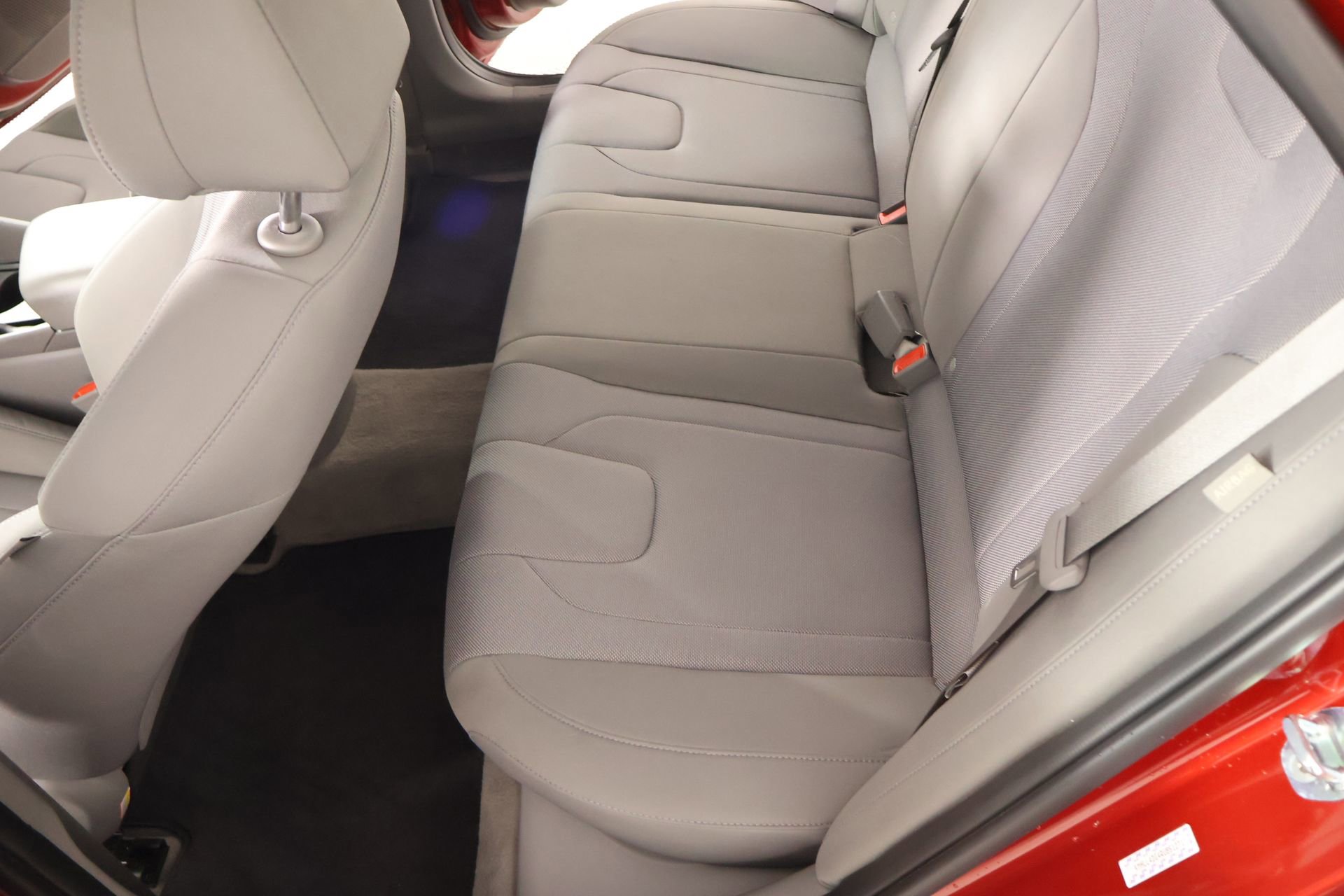 Certified 2024 Hyundai Elantra SE image 11