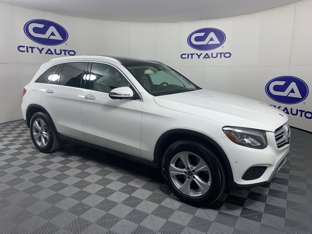 Used 2018 Mercedes-Benz GLC 300 image 1