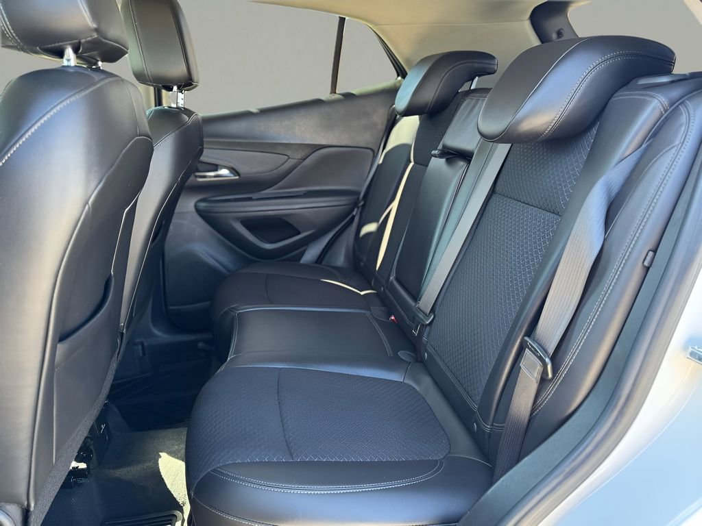 Used 2022 Buick Encore Preferred w/ Safety Package image 12