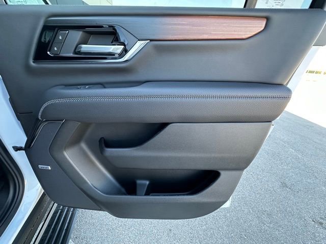 New 2026 GMC Yukon XL Denali w/ Sun & Power Step Package AWD/4WD image 27