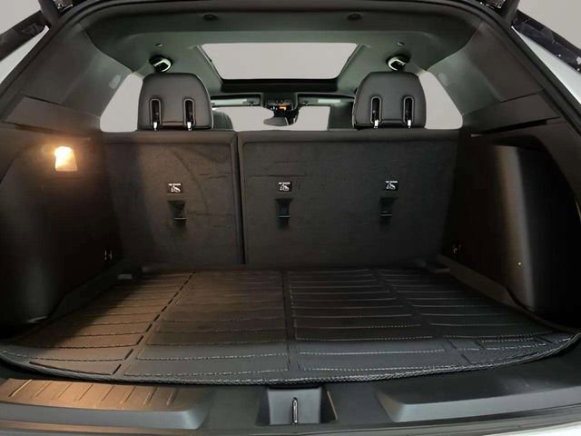 Used 2025 Chevrolet TrailBlazer RS w/ Convenience Package image 92