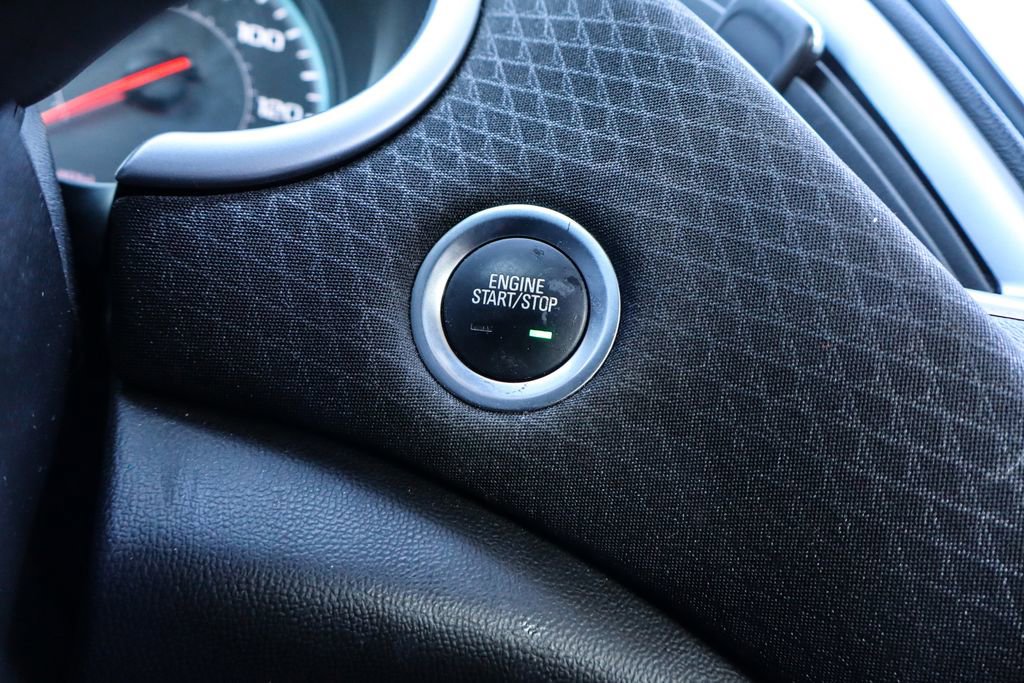 Used 2023 Chevrolet Malibu LT image 23