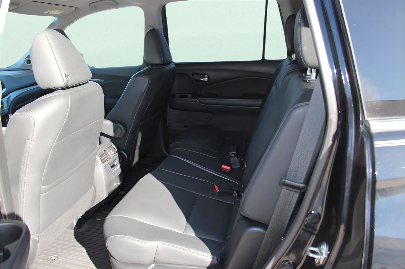 Used 2017 Honda Pilot EX-L image 24