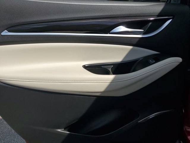 Used 2023 Buick Enclave Essence FWD image 15