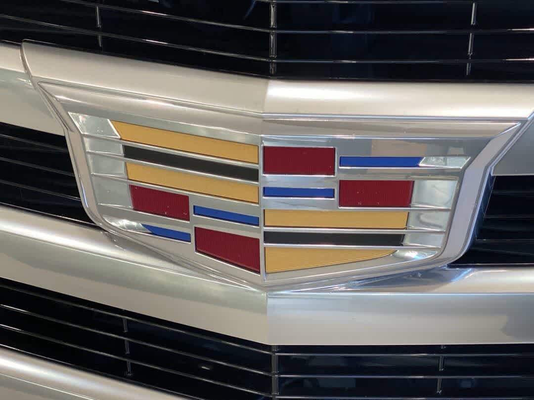 Used 2016 Cadillac Escalade Luxury AWD/4WD image 10