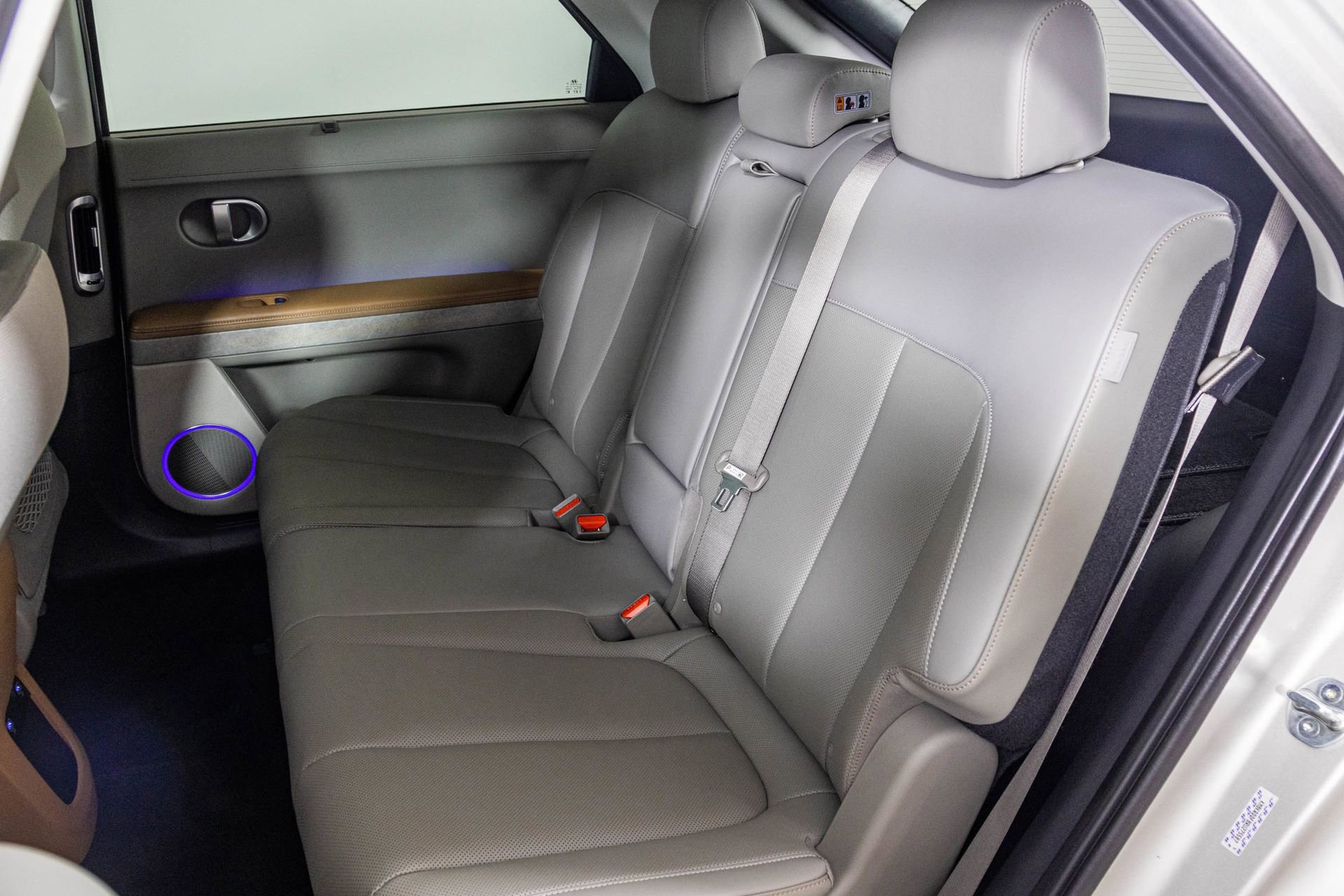 Used 2024 Hyundai Ioniq 5 Limited image 39